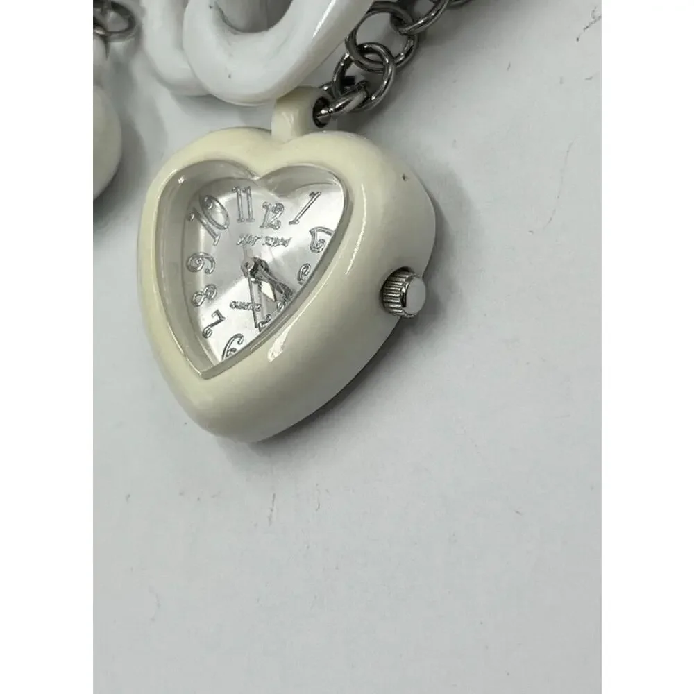 Betsey Johnson Vintage‎ Puffy 3D White Acrylic Heart Chain Bracelet Watch BJ7016